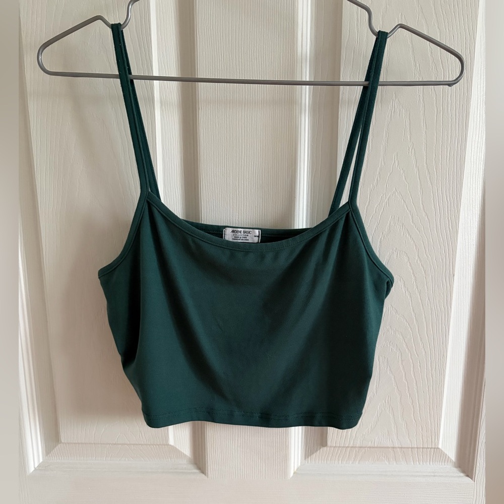 Cropped Tank Top